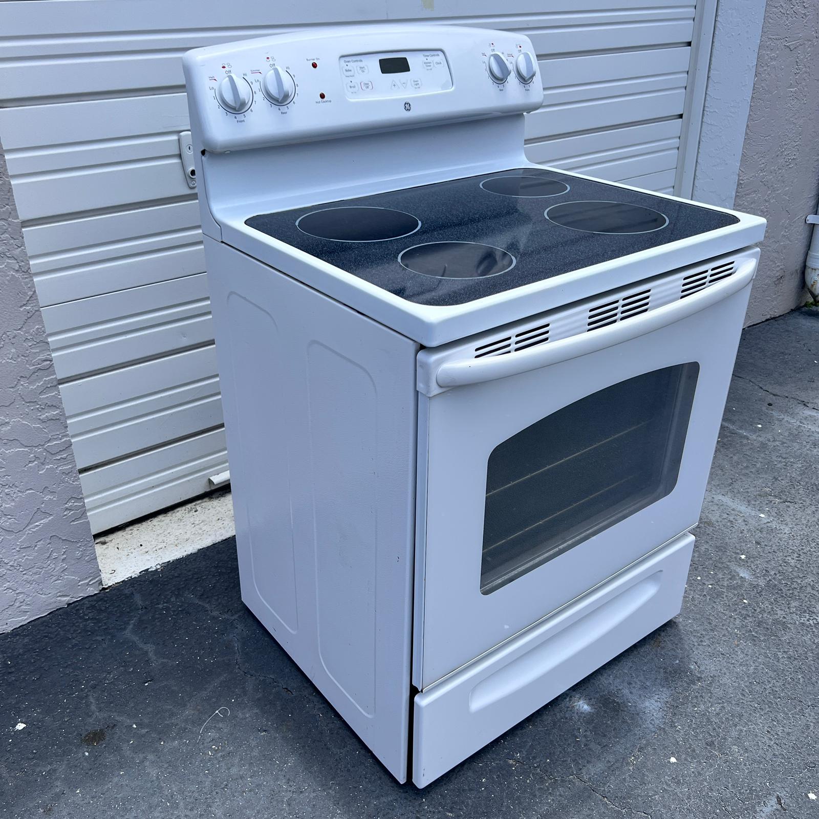 GE Electric Stove GE Electric Stove